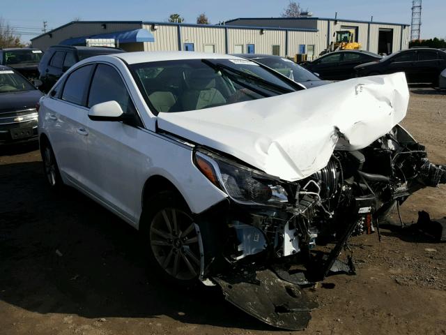 5NPE24AF0GH398057 - 2016 HYUNDAI SONATA SE WHITE photo 1