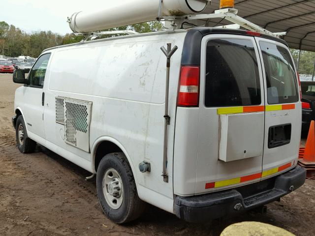 1GCHG35UX61119267 - 2006 CHEVROLET EXPRESS G3 WHITE photo 3