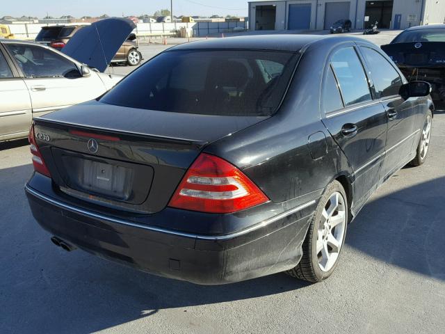 WDBRF52H67A942529 - 2007 MERCEDES-BENZ C 230 BLACK photo 4