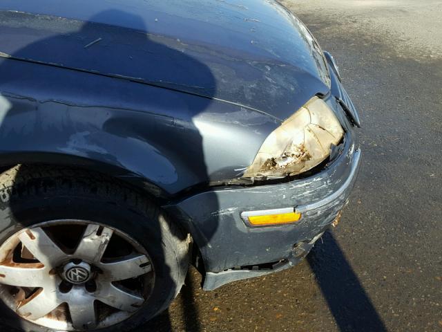 WVWRH63B81P093407 - 2001 VOLKSWAGEN PASSAT GLX 石墨色 照片 9