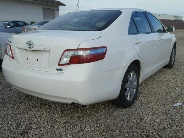 JTNBB46K273017678 - 2007 TOYOTA CAMRY NEW WHITE photo 4