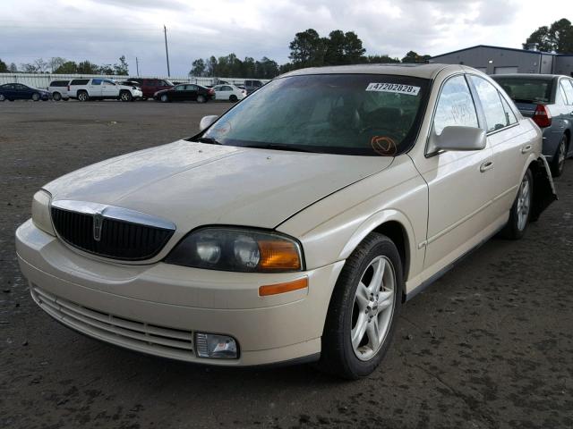 1LNHM86S9YY866903 - 2000 LINCOLN LS 金色 照片 2