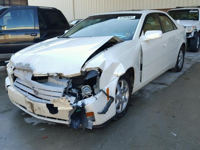 1G6DP577X70123640 - 2007 CADILLAC CTS HI FEA WHITE photo 2