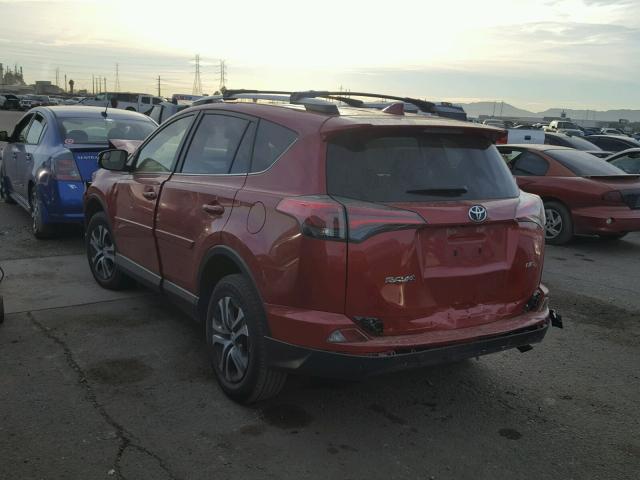 JTMZFREV9HJ105771 - 2017 TOYOTA RAV4 LE RED photo 3