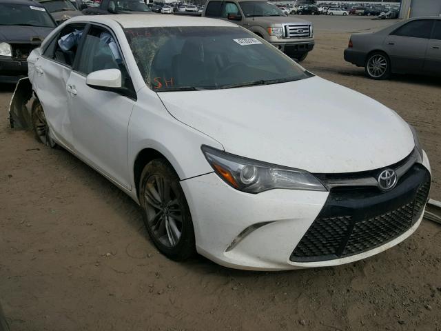 4T1BF1FKXGU142392 - 2016 TOYOTA CAMRY LE WHITE photo 1