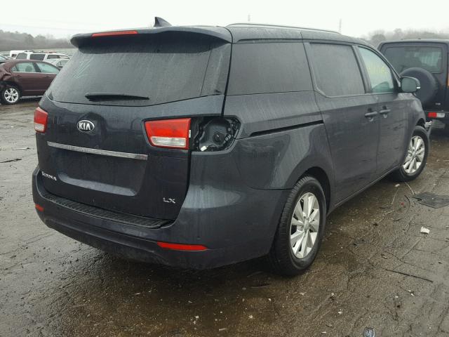 KNDMB5C10H6238985 - 2017 KIA SEDONA LX BLUE photo 4