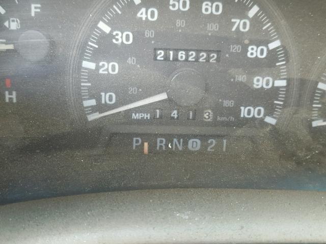 5LMPU28LXWLJ53062 - 1998 LINCOLN NAVIGATOR Zielony zdjęcie 8