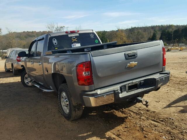 1GCHC23K38F134514 - 2008 CHEVROLET SILVERADO TAN photo 3