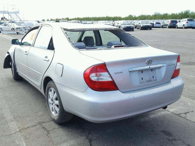 4T1BE30K13U255844 - 2003 TOYOTA CAMRY LE SILVER photo 3