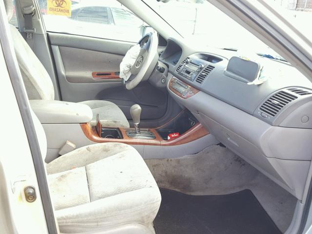 4T1BE30K13U255844 - 2003 TOYOTA CAMRY LE SILVER photo 5