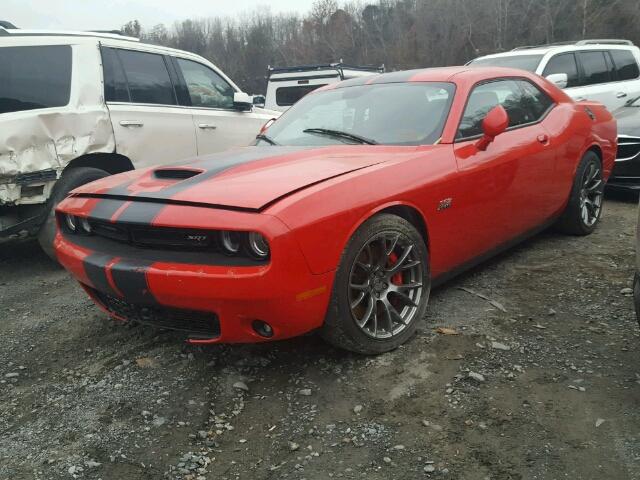 2C3CDZDJ3FH877776 - 2015 DODGE CHALLENGER RED photo 2