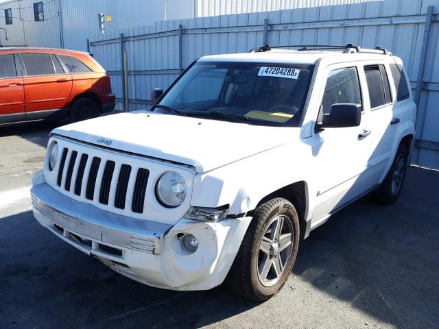 1J8FF48W47D317039 - 2007 JEEP PATRIOT LI WHITE photo 2