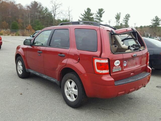 1FMCU9D77AKA35200 - 2010 FORD ESCAPE XLT RED photo 3