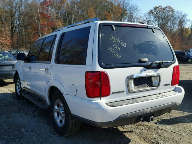 5LMPU28L6WLJ58145 - 1998 LINCOLN NAVIGATOR WHITE photo 3