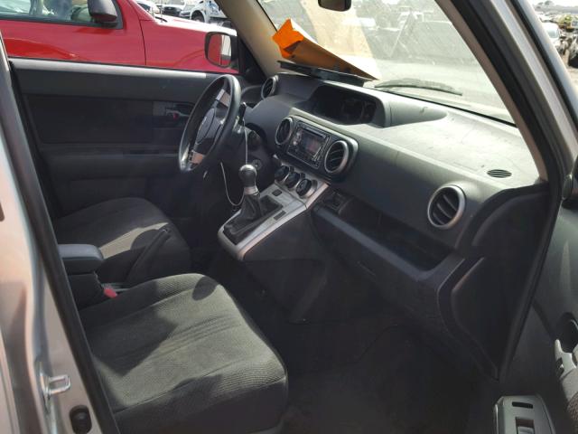JTLKE50E681047935 - 2008 TOYOTA SCION XB ვერცხლისფერი ფოტო 5