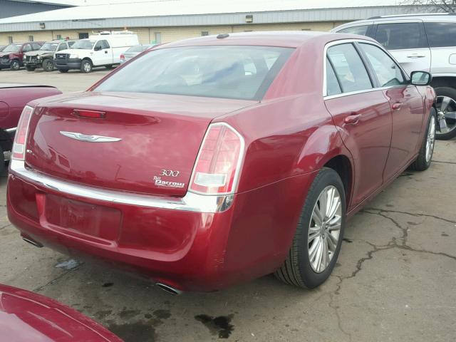 2C3CCARG9DH573690 - 2013 CHRYSLER 300 RED photo 4