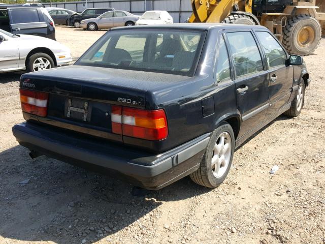 YV1LS5506P2075971 - 1993 VOLVO 850 BLACK photo 4