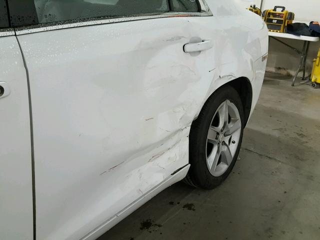 1G1ZB5E19BF257277 - 2011 CHEVROLET MALIBU LS WHITE photo 9