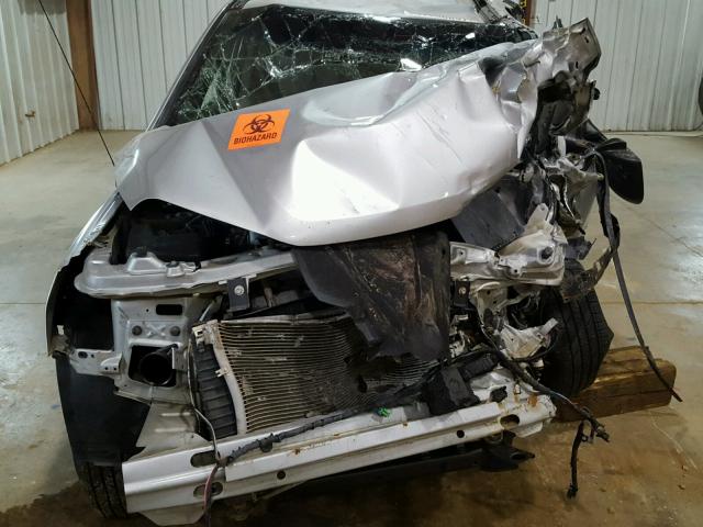 2CNDL13F156100925 - 2005 CHEVROLET EQUINOX LS SILVER photo 7