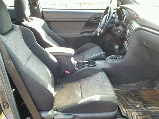 JTKJF5C73B3018155 - 2011 TOYOTA SCION TC Boz foto 5