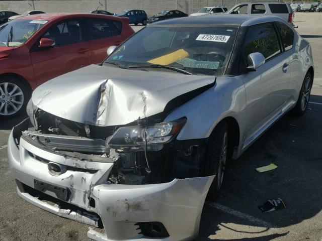 JTKJF5C76B3004900 - 2011 TOYOTA SCION TC 银色 照片 2