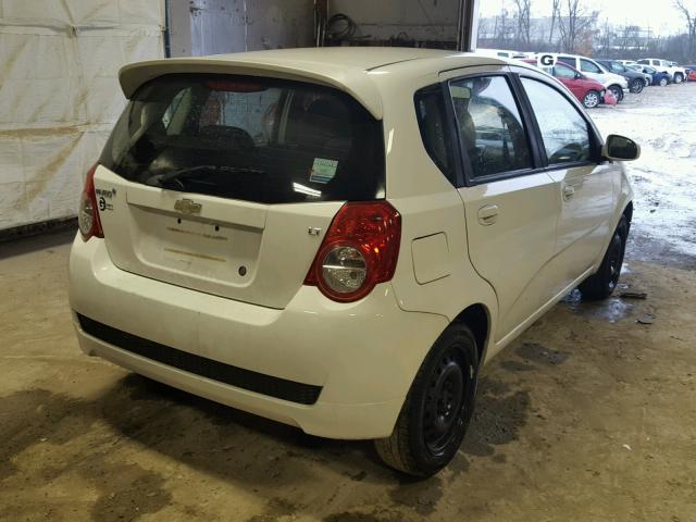 KL1TG6DE0BB174327 - 2011 CHEVROLET AVEO LT WHITE photo 4