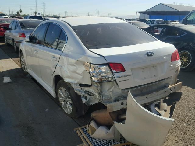 4S3BMBG69C3013934 - 2012 SUBARU LEGACY 2.5 WHITE photo 3