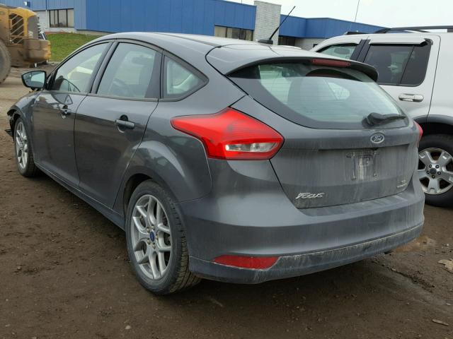 1FADP3K26FL230300 - 2015 FORD FOCUS SE GRAY photo 3