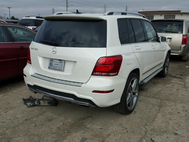 WDCGG5HB5DF983817 - 2013 MERCEDES-BENZ GLK 350 WHITE photo 4