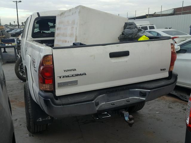 5TEUU42N78Z578727 - 2008 TOYOTA TACOMA ACC WHITE photo 3