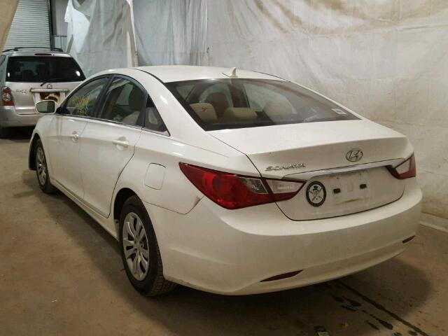 5NPEB4AC6BH279086 - 2011 HYUNDAI SONATA GLS WHITE photo 3