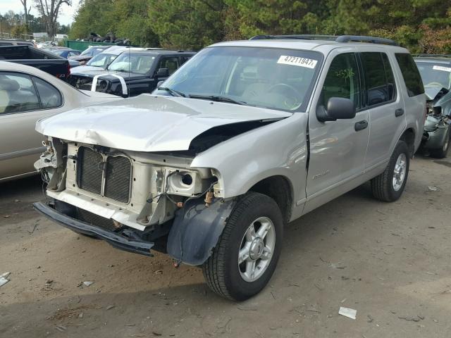 1FMZU73E94ZB35101 - 2004 FORD EXPLORER X SILVER photo 2