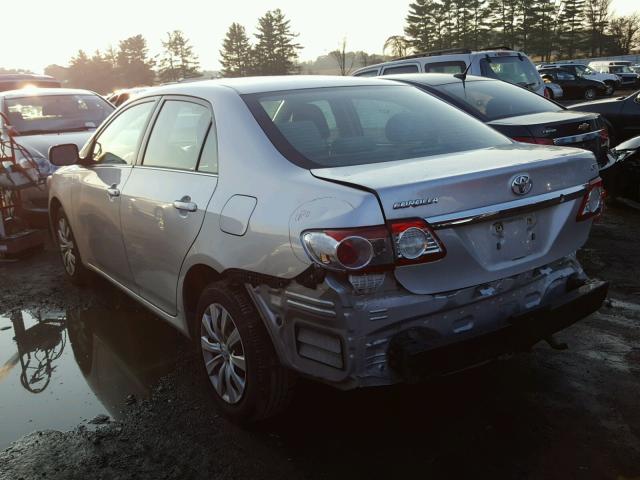 5YFBU4EE3DP174553 - 2013 TOYOTA COROLLA BA SILVER photo 3