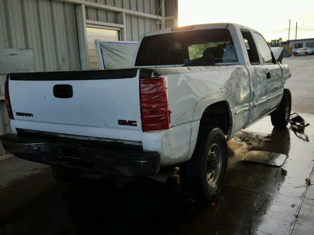 1GTHC29U61E222008 - 2001 GMC SIERRA C25 WHITE photo 4