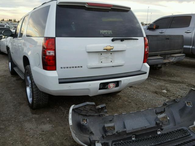 1GNFK16317J167510 - 2007 CHEVROLET SUBURBAN K WHITE photo 3