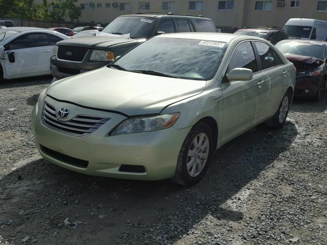 4T1BB46K08U060833 - 2008 TOYOTA CAMRY HYBR GREEN photo 2