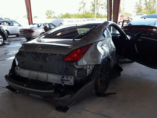 JN1AZ34D25M605830 - 2005 NISSAN 350Z COUPE GRAY photo 4