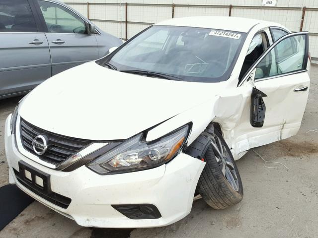 1N4AL3AP6HN327046 - 2017 NISSAN ALTIMA 2.5 WHITE photo 2