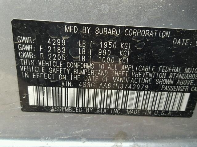 4S3GTAA61H3742979 - 2017 SUBARU IMPREZA SILVER photo 10