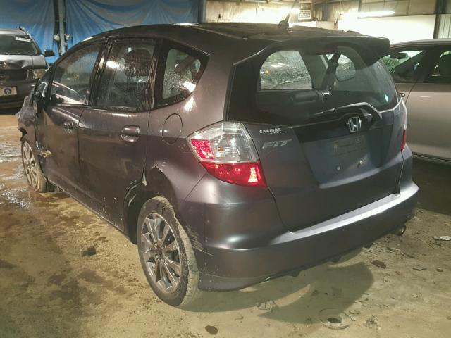 JHMGE8H59DC019390 - 2013 HONDA FIT SPORT GRAY photo 3