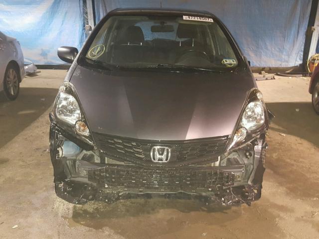 JHMGE8H59DC019390 - 2013 HONDA FIT SPORT GRAY photo 9