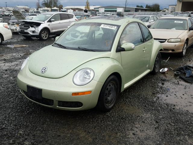 3VWRW31CX6M413949 - 2006 VOLKSWAGEN NEW BEETLE GREEN photo 2