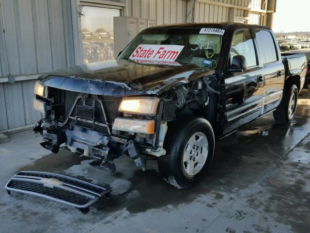 2GCEC13T761133022 - 2006 CHEVROLET SILVERADO BLACK photo 2