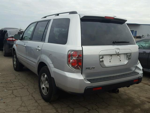 5FNYF28556B009882 - 2006 HONDA PILOT SILVER photo 3