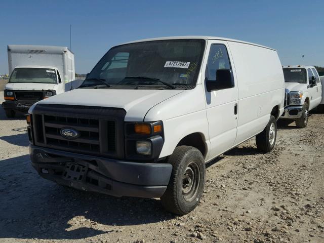 1FTNE2ELXBDB28926 - 2011 FORD ECONOLINE WHITE photo 2