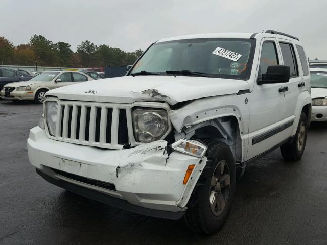 1C4PJMAK7CW114565 - 2012 JEEP LIBERTY SP WHITE photo 2