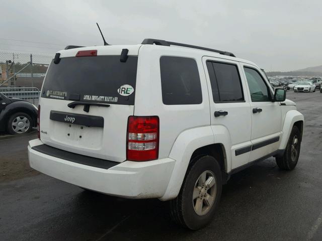 1C4PJMAK7CW114565 - 2012 JEEP LIBERTY SP WHITE photo 4