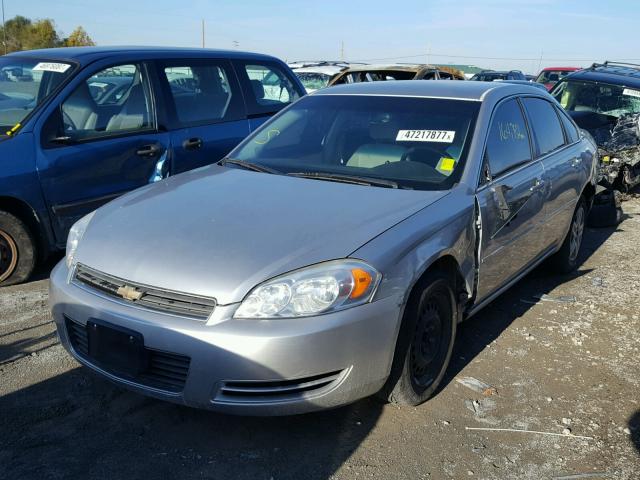 2G1WB55K369398341 - 2006 CHEVROLET IMPALA LS SILVER photo 2