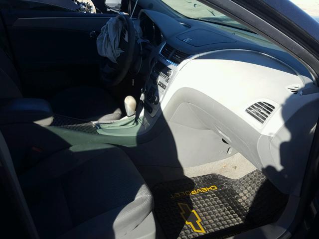 1G1ZB5EB6A4133244 - 2010 CHEVROLET MALIBU LS BLACK photo 5