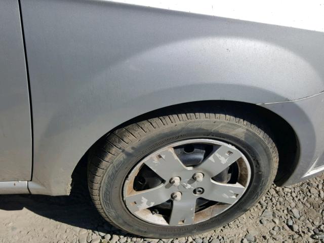 KL1TD5DE5BB247789 - 2011 CHEVROLET AVEO LS WHITE photo 9